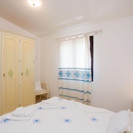 Casa Vacanze Zefiro 오로세 외부 사진