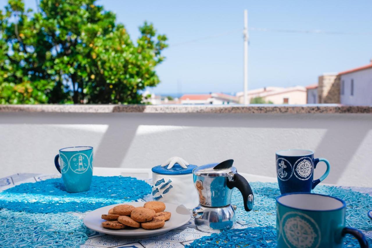 Casa Vacanze Zefiro 오로세 외부 사진